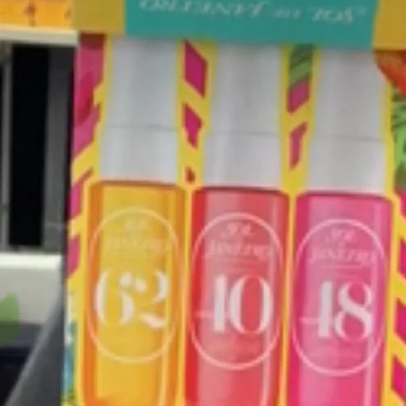 Sol de Janeiro - Picture 2 of 2